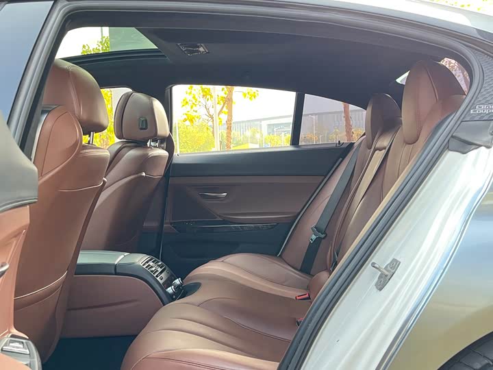 BMW 6-Series 2016 640i Gran Coupe — фото 6