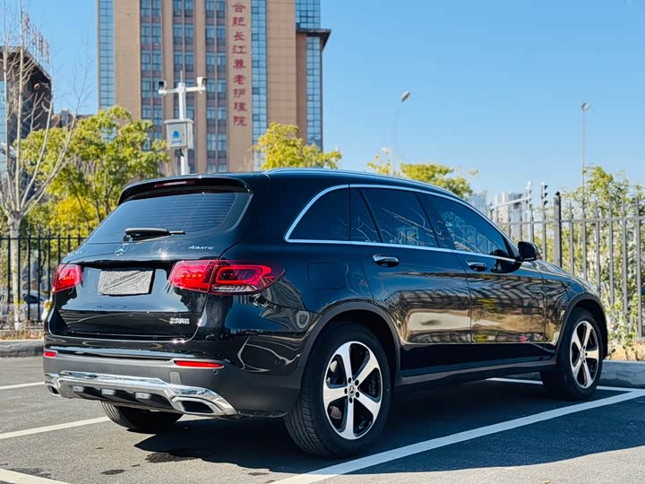 Mercedes-Benz GLC 2022 GLC 260 L 4 MATIC Luxury — фото 7