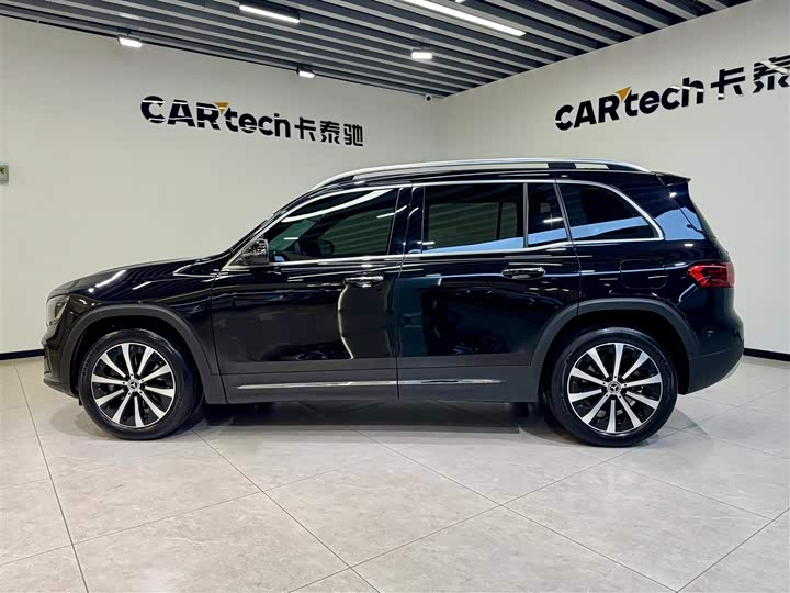 Mercedes-Benz GLB 2024 GLB 220 — фото 7