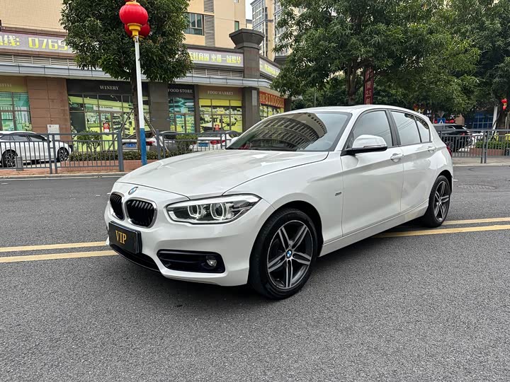 BMW 1 Series — фото 1