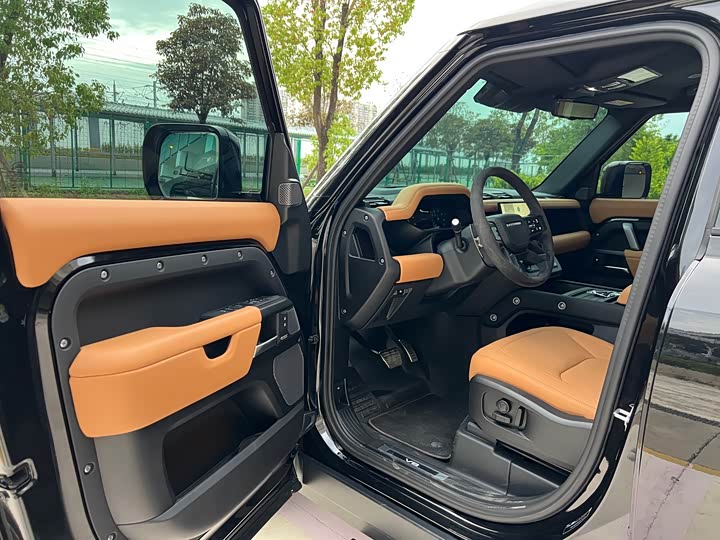 Land Rover Defender — фото 4