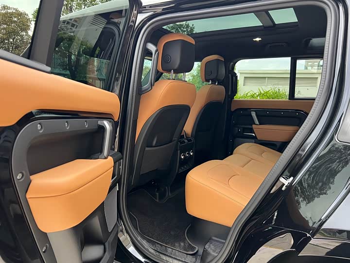 Land Rover Defender — фото 5
