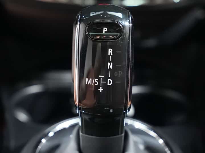 MINI Clubman — фото 14