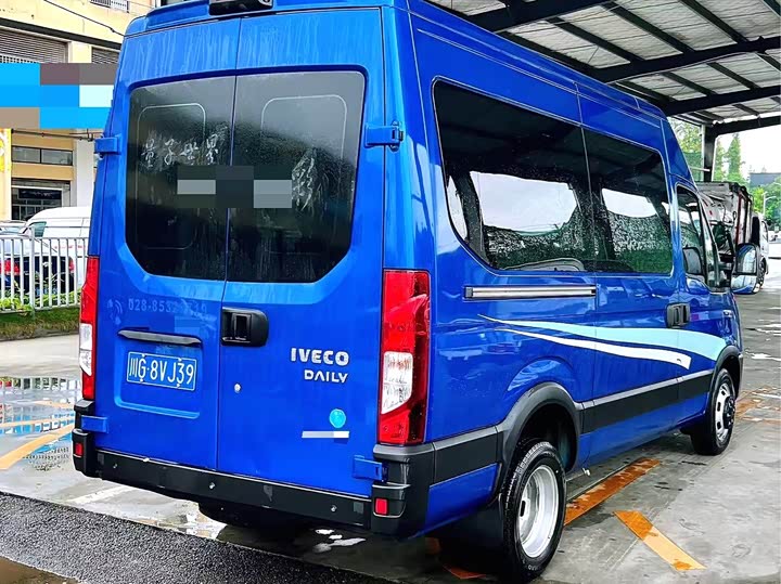 Iveco Daily — фото 7