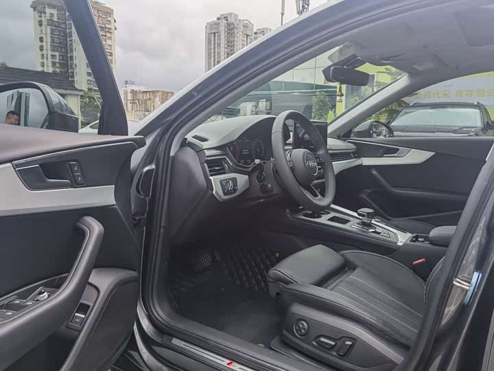 Audi A4L 2020 40 TFSI — фото 8