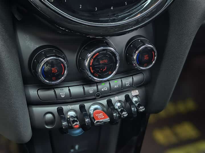 MINI Hatch — фото 19