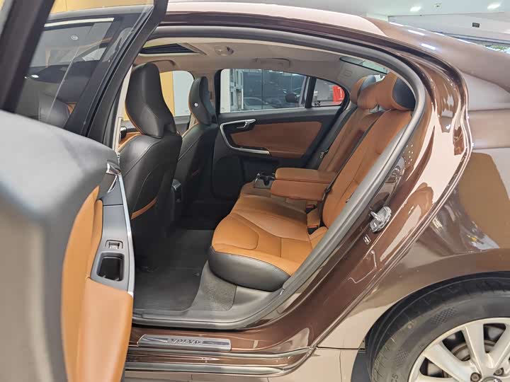 Volvo S60 2018 S 60 L T 4 — фото 21