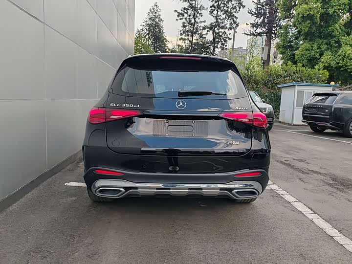Mercedes-Benz GLC 2025 350 e L 4 MATIC — фото 5