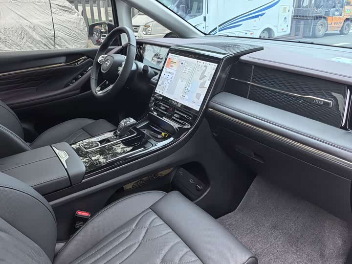 Trumpchi M8 2024 400 T — фото 11