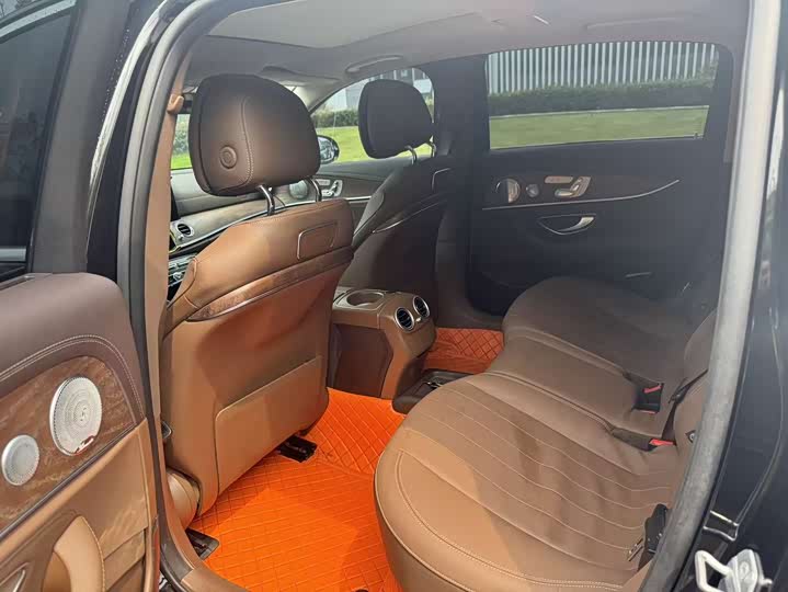 Mercedes-Benz E-Class E 320 L 4MATIC — фото 8