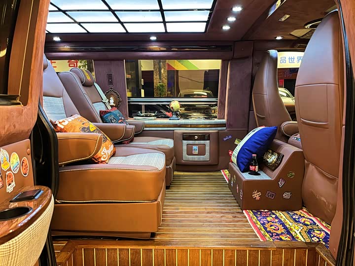 GMC SAVANA 2015 5.3 L 4 WD — фото 19