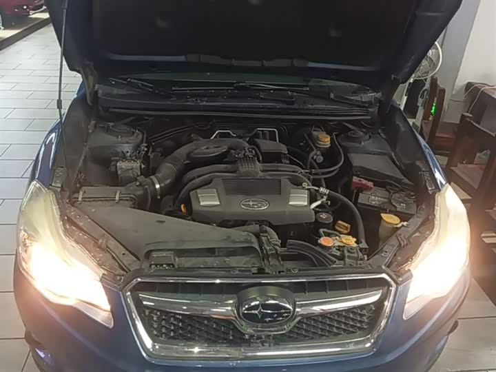 Subaru XV 2014 2.0i — фото 20