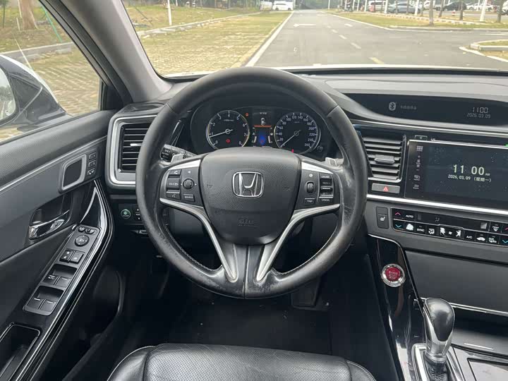 Honda Spirior — фото 9