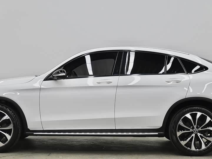 Mercedes-Benz GLC 2019 GLC 260 4 MATIC SUV — фото 24