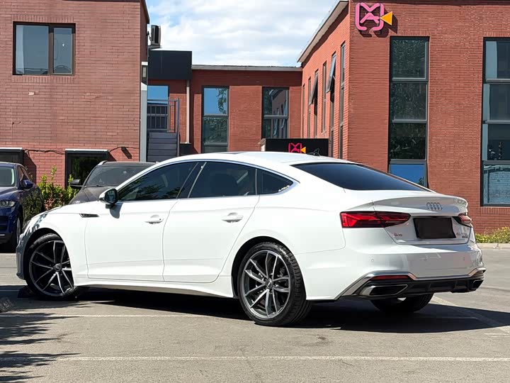 Audi A5 2021 Sportback 45 TFSI quattro — фото 5