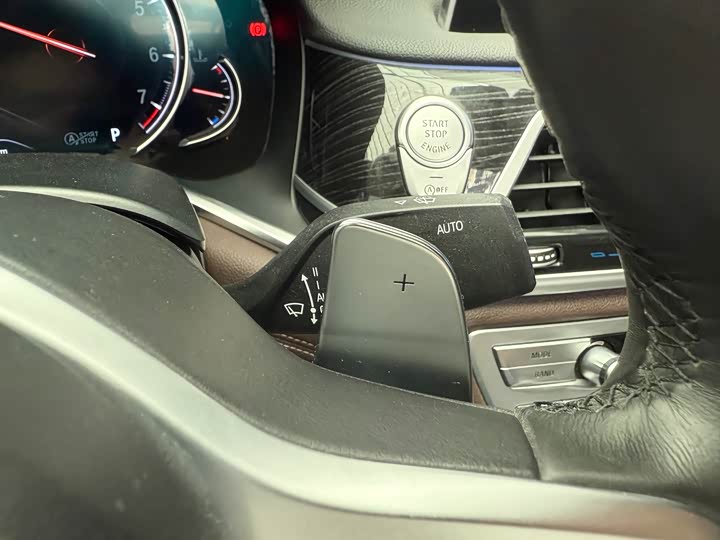 BMW 7-Series 2018 730 Li Leading M — фото 7