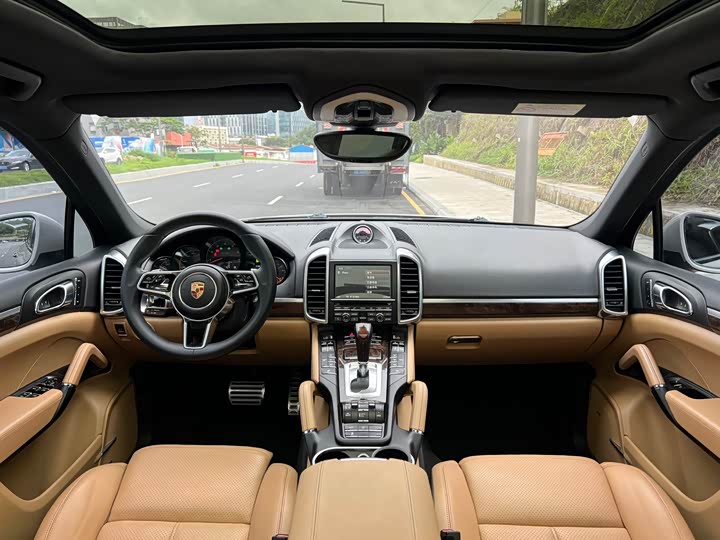 Porsche Cayenne 2015 Cayenne 3.0 T — фото 9