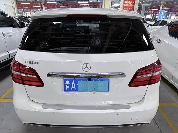Mercedes-Benz B-Class 2017 B 200 — фото 17