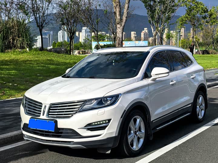 Lincoln MKC 2017 2.0 T 2 WD — фото 30