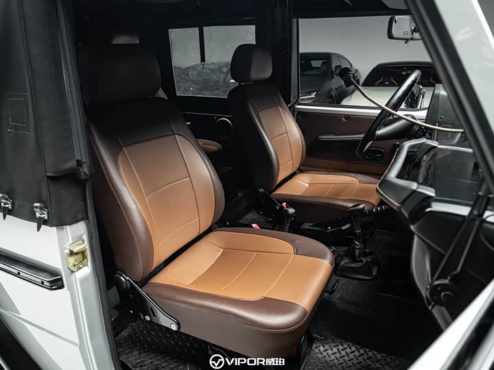 Mercedes-Benz G-Class 2016 G 250 GD — фото 8