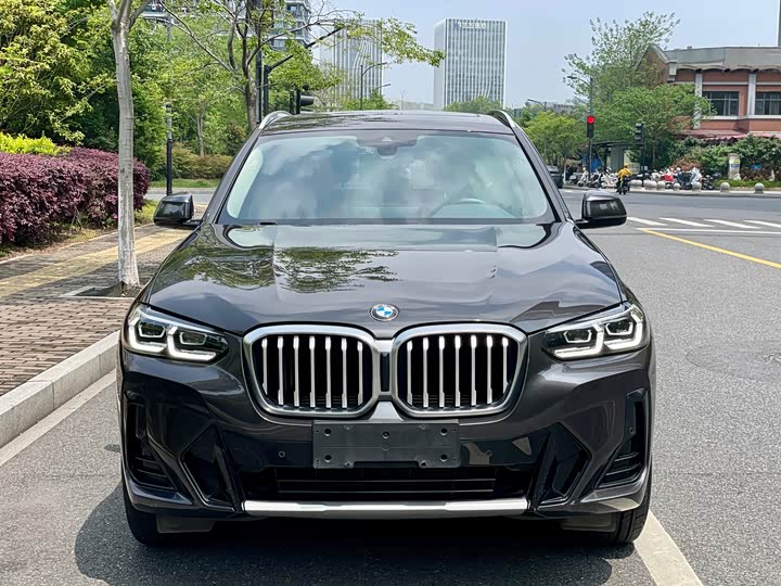 BMW X3 2022 x Drive 25i M — фото 2