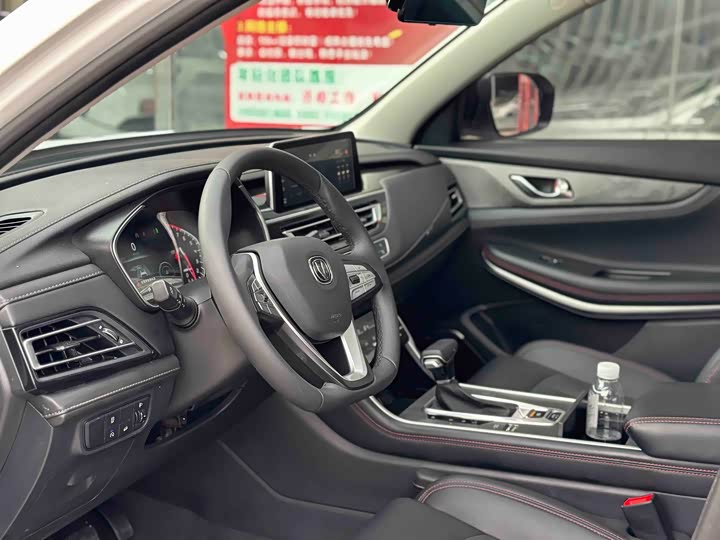 Changan CS75 2022 1.5 T DCTLuxury — фото 7