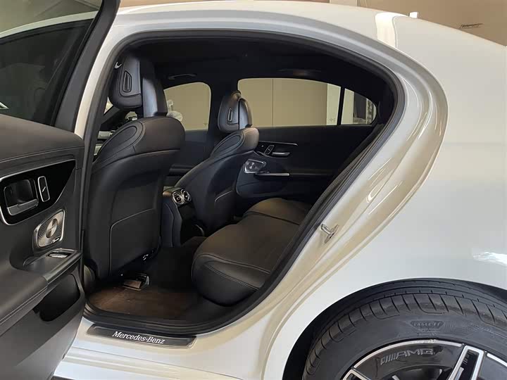 Mercedes-Benz C-Class 2023 C 260 L — фото 18