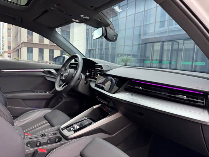 Audi A3 2022 Sportback 35 TFSI Sport — фото 13