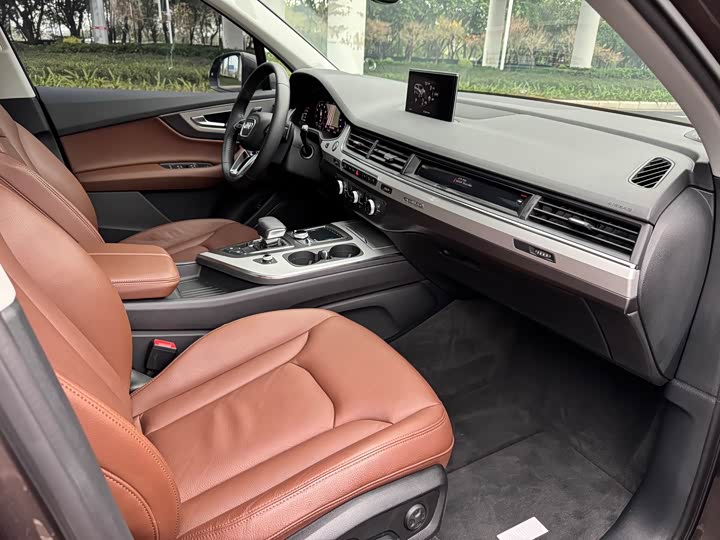 Audi Q7 2018 40 TFSI Comfort — фото 6