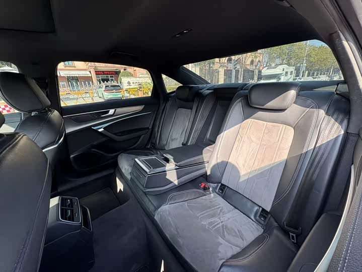 Audi A6L 2022 40 TFSI — фото 15