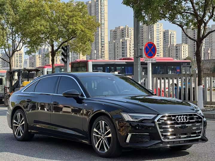 Audi A6L 2022 40 TFSI — фото 3