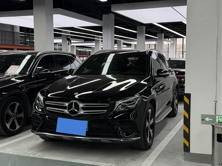 Mercedes-Benz GLC 2018 GLC 260 4 MATIC Luxury