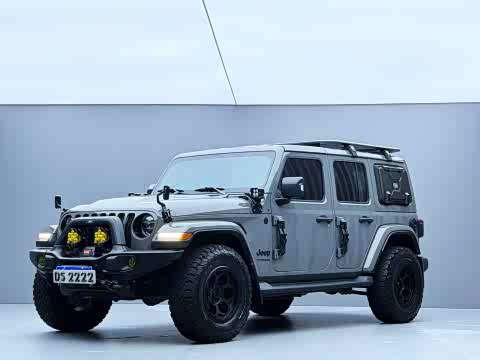 Jeep Wrangler — фото 25