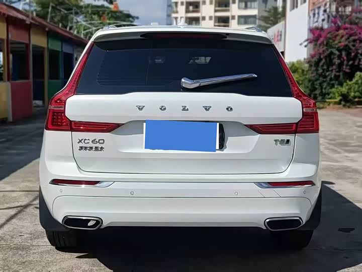 Volvo XC60 2020 T 5 4 WD — фото 5