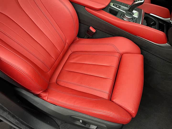 BMW X6 2017 x Drive 35i Leading — фото 12