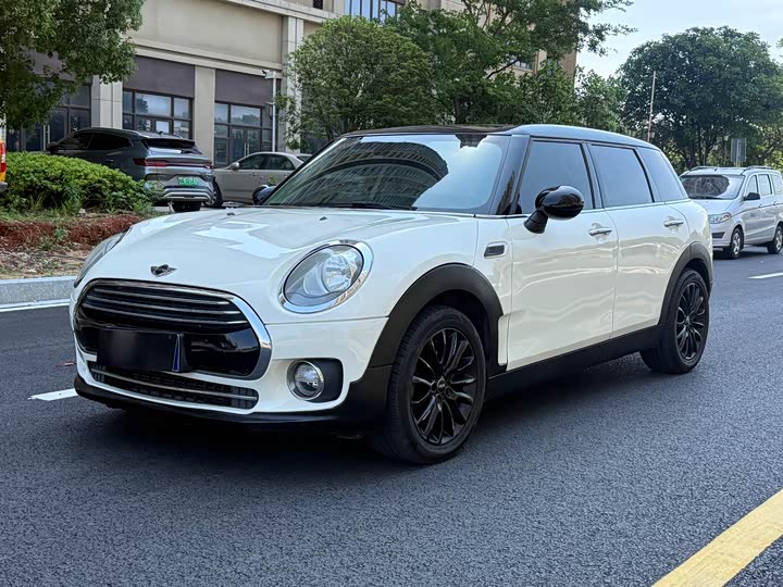 MINI Clubman — фото 3