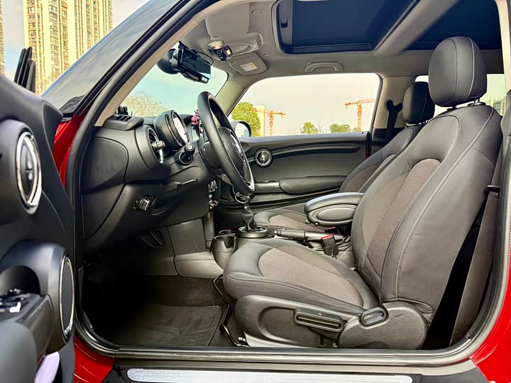 MINI Hatch — фото 10