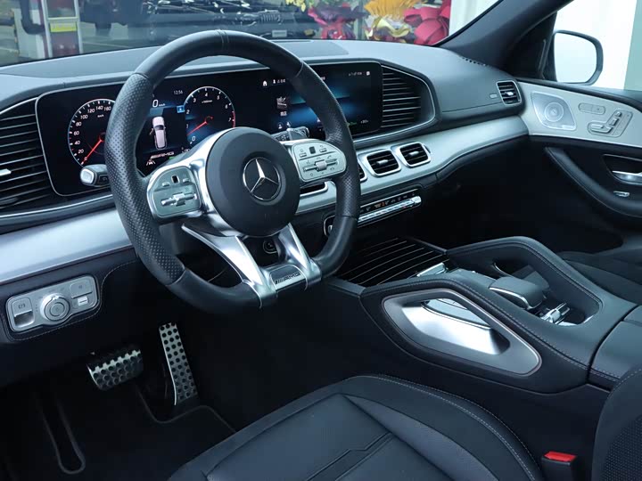 Mercedes-Benz GLE 2020 AMG GLE 53 4 MATIC+ — фото 6