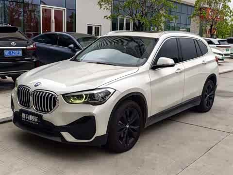 BMW X1 — фото 11