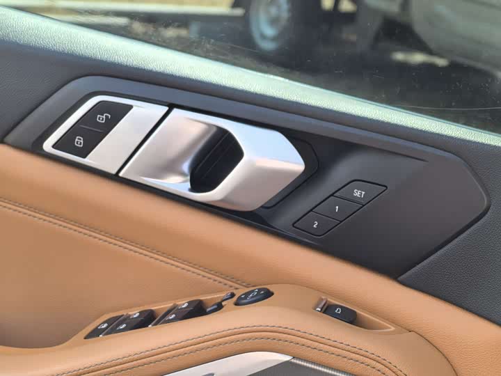 BMW X5 2020 x Drive 40i M — фото 22