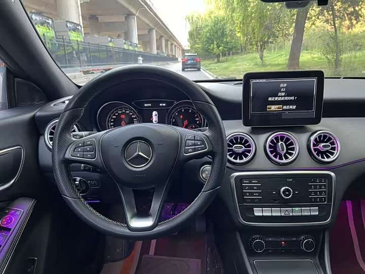 Mercedes-Benz CLA 2018 CLA 200 — фото 11