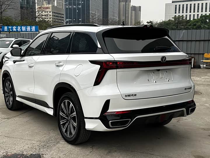 Changan CS75 PLUS 2023 2.0 T ATFlagship — фото 5