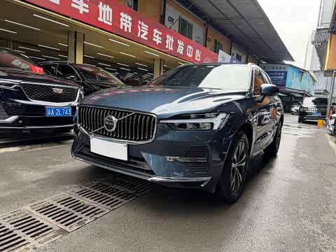 Volvo XC60 2022 B 5 4 WD — фото 30