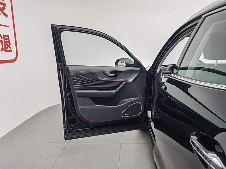 Hongqi HS5 2023 2.0 T Pro — фото 8