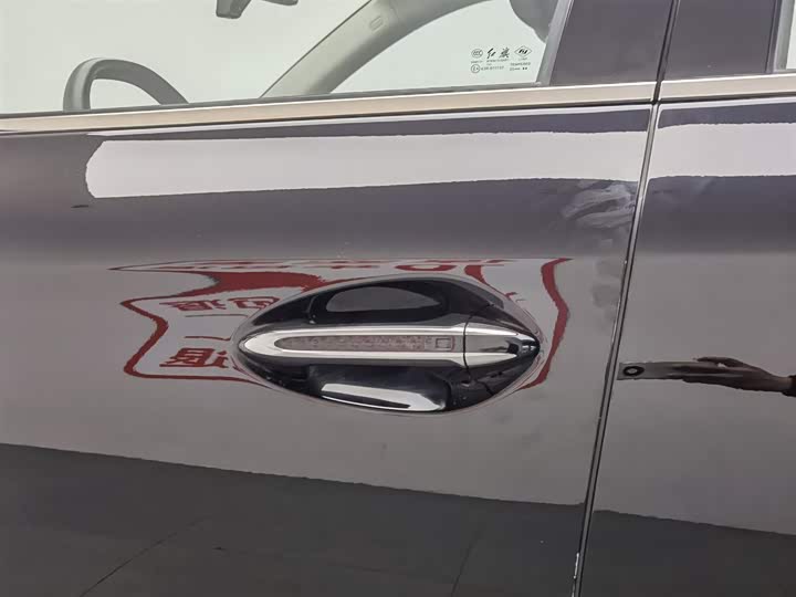 Hongqi HS5 2023 2.0 T Pro — фото 18