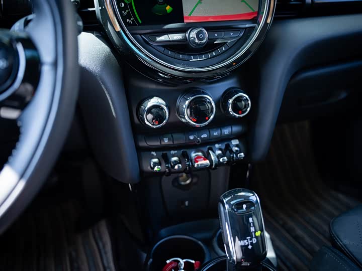 MINI Hatch — фото 16