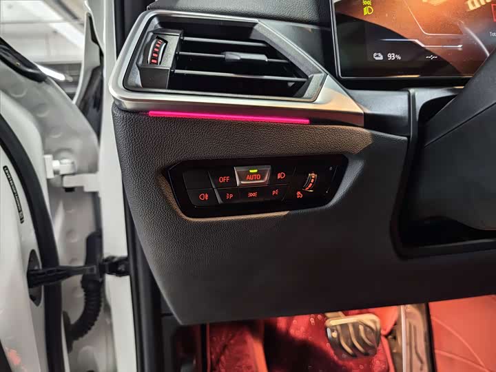 BMW i3 2022 e Drive 35 L — фото 33