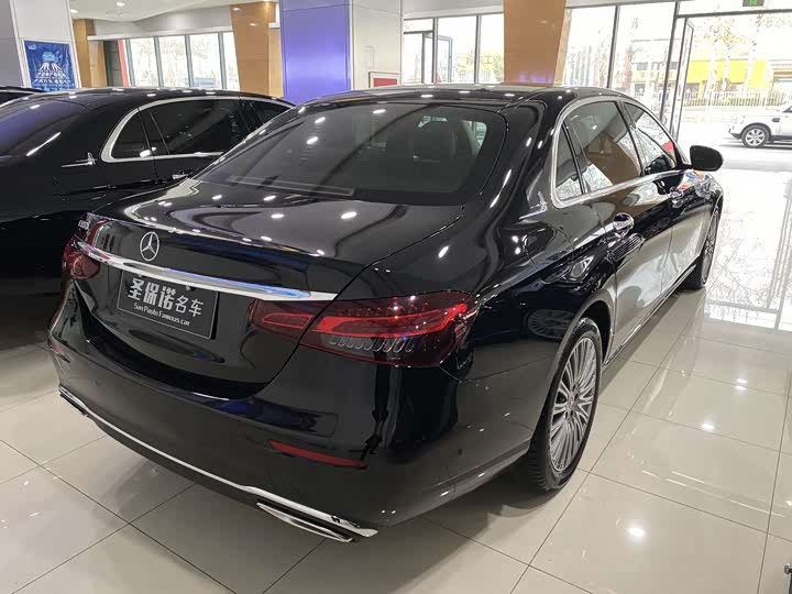 Mercedes-Benz E-Class 2022 E 300 L Luxury — фото 4