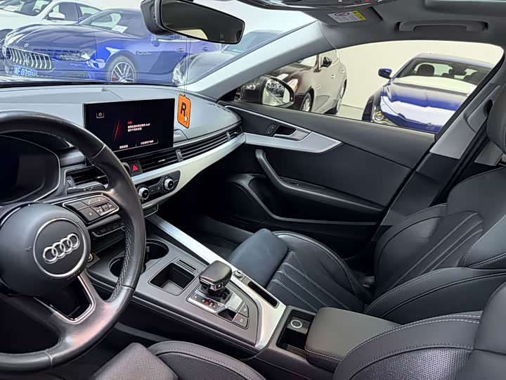 Audi A4L 40 TFSI стиль-динамик — фото 5