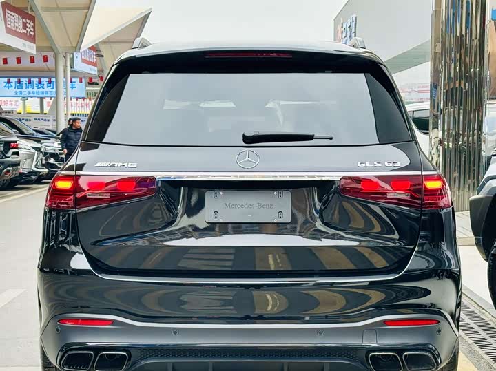 Mercedes-Benz GLS 2024 AMG GLS 63 4 MATIC+ — фото 3